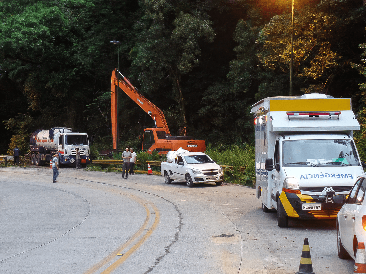 Atendimento a Emergências Ambientais (24h) - Imagem 1